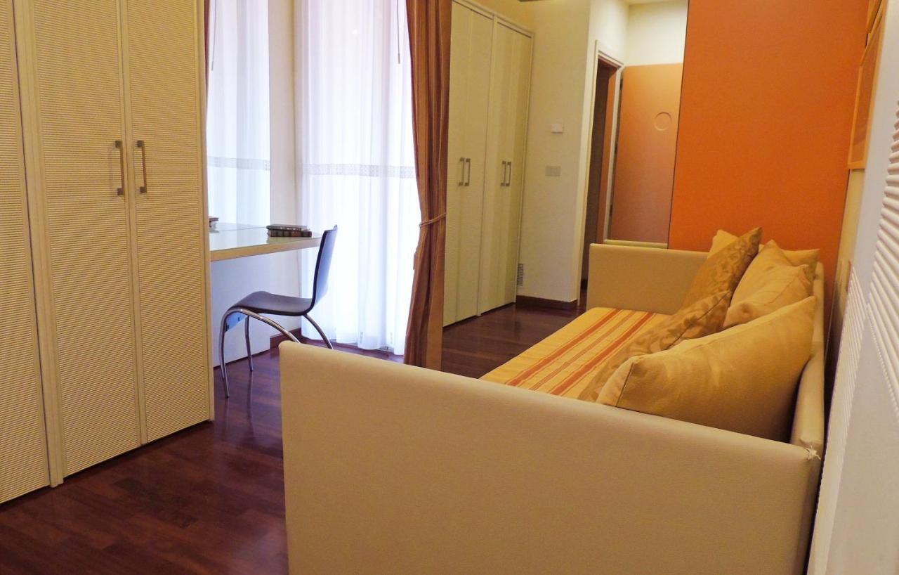 Hotel Hamiltown Cattolica Esterno foto