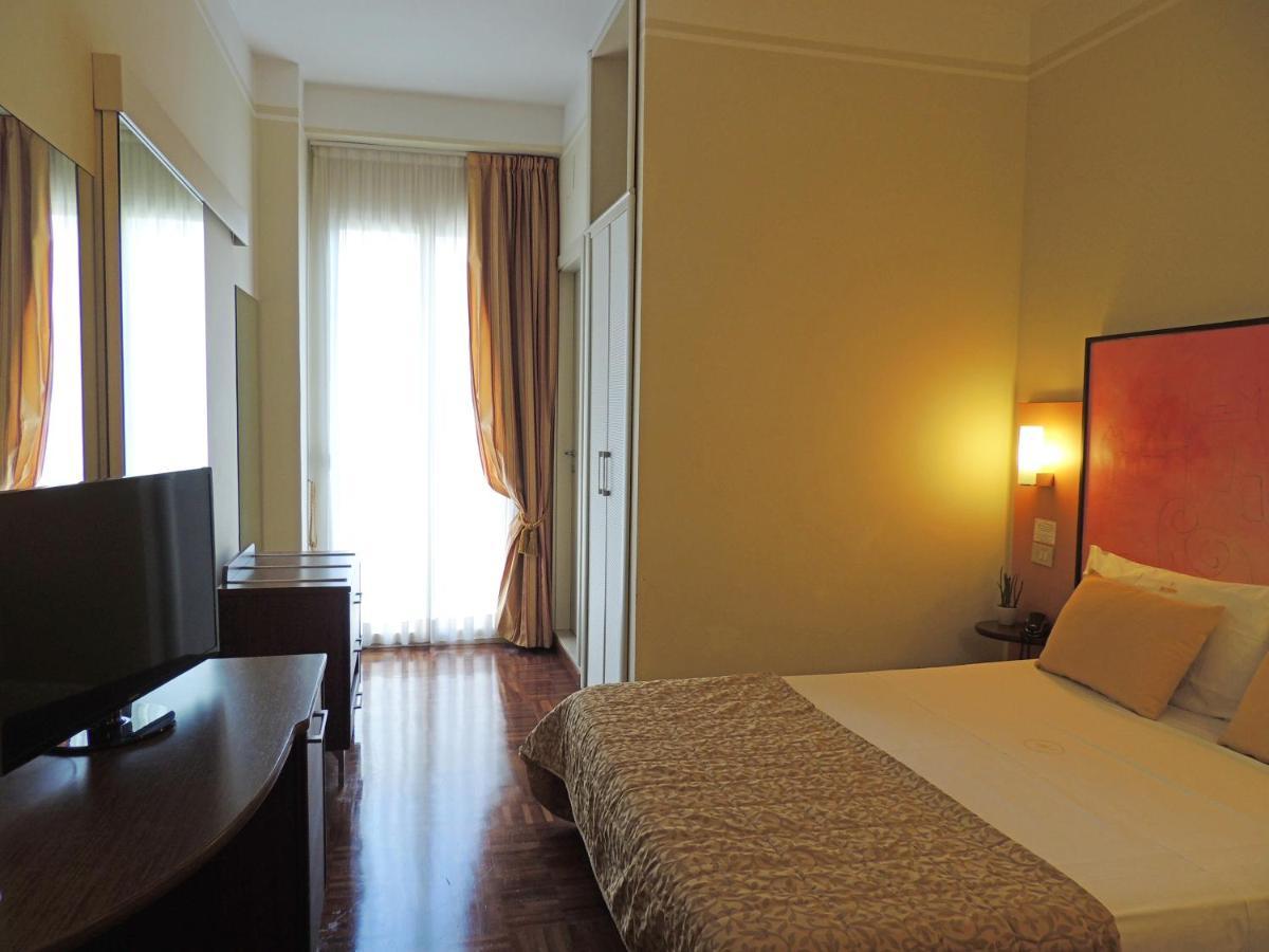 Hotel Hamiltown Cattolica Esterno foto