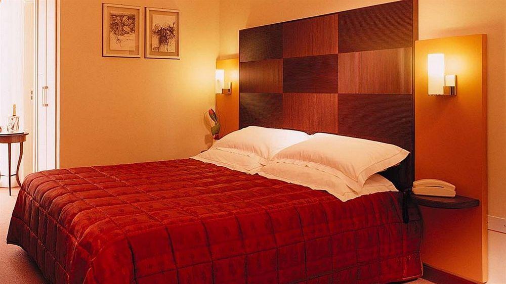 Hotel Hamiltown Cattolica Esterno foto