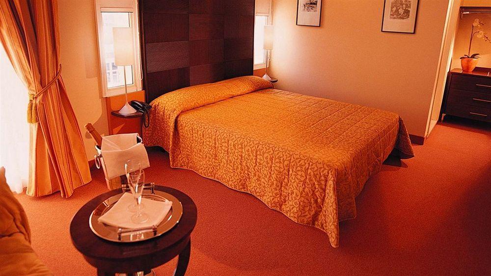 Hotel Hamiltown Cattolica Esterno foto