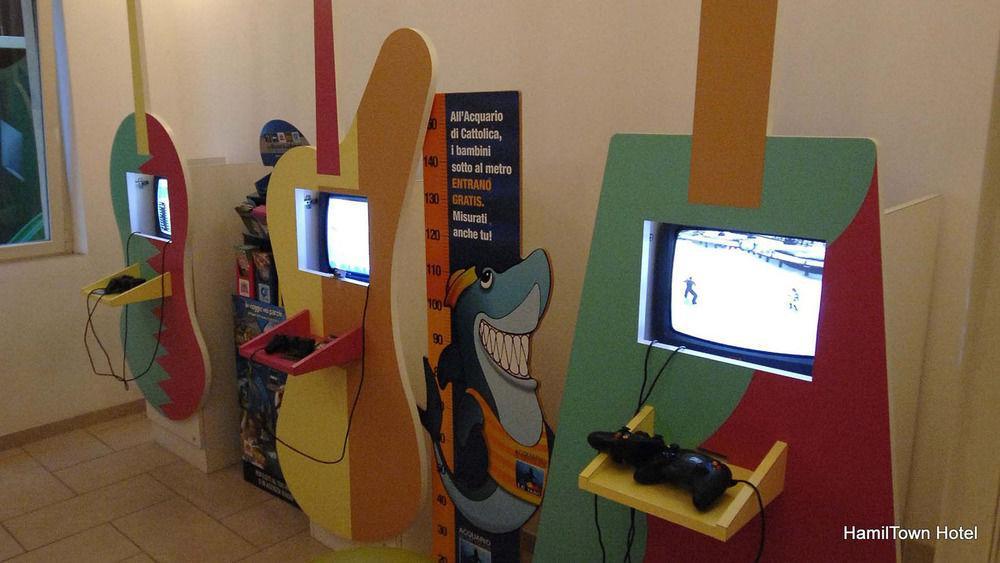 Hotel Hamiltown Cattolica Esterno foto