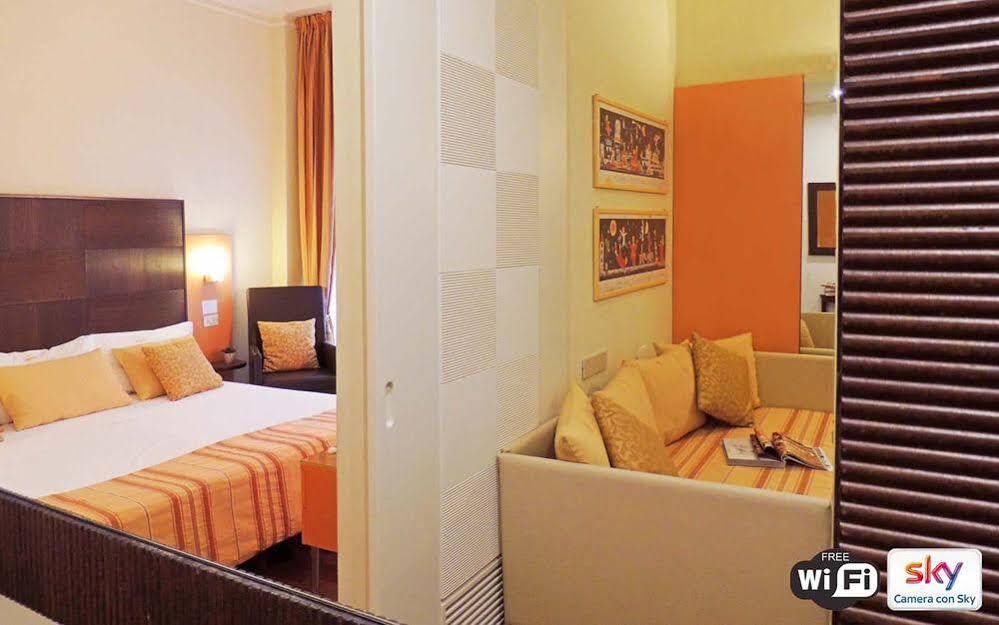 Hotel Hamiltown Cattolica Esterno foto
